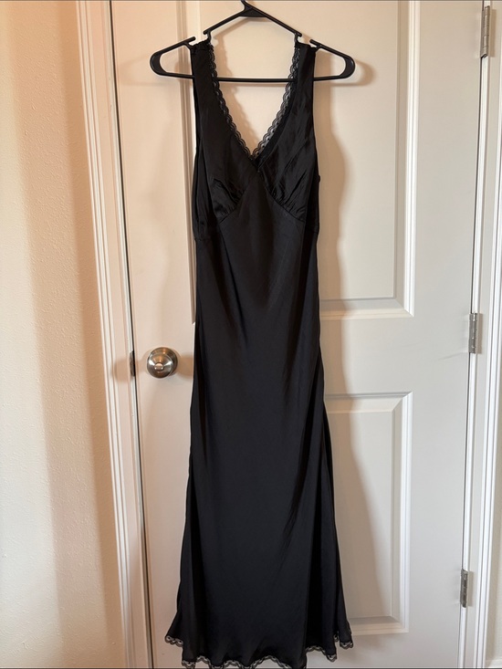 American Eagle Outfitters Dresses & Skirts - Elegant Black Lace-Trim Slip Dress